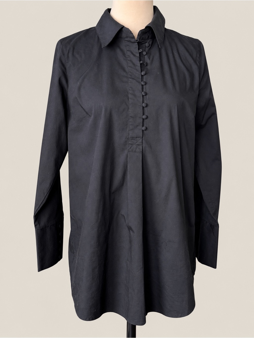Soft Surroundings Black Tunic Top Size S Covered Button Long Sleeve